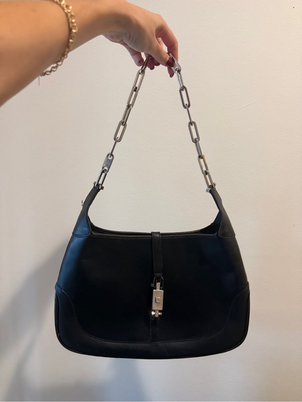 Authentic Vintage Gucci Jackie Black Leather Shoulder Bag with Chain Strap